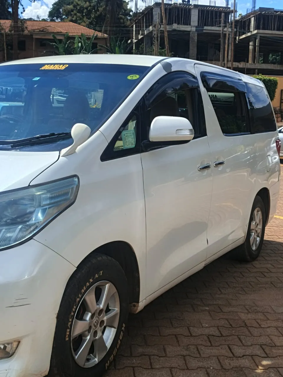 Toyota Noah, photo 3 of 8