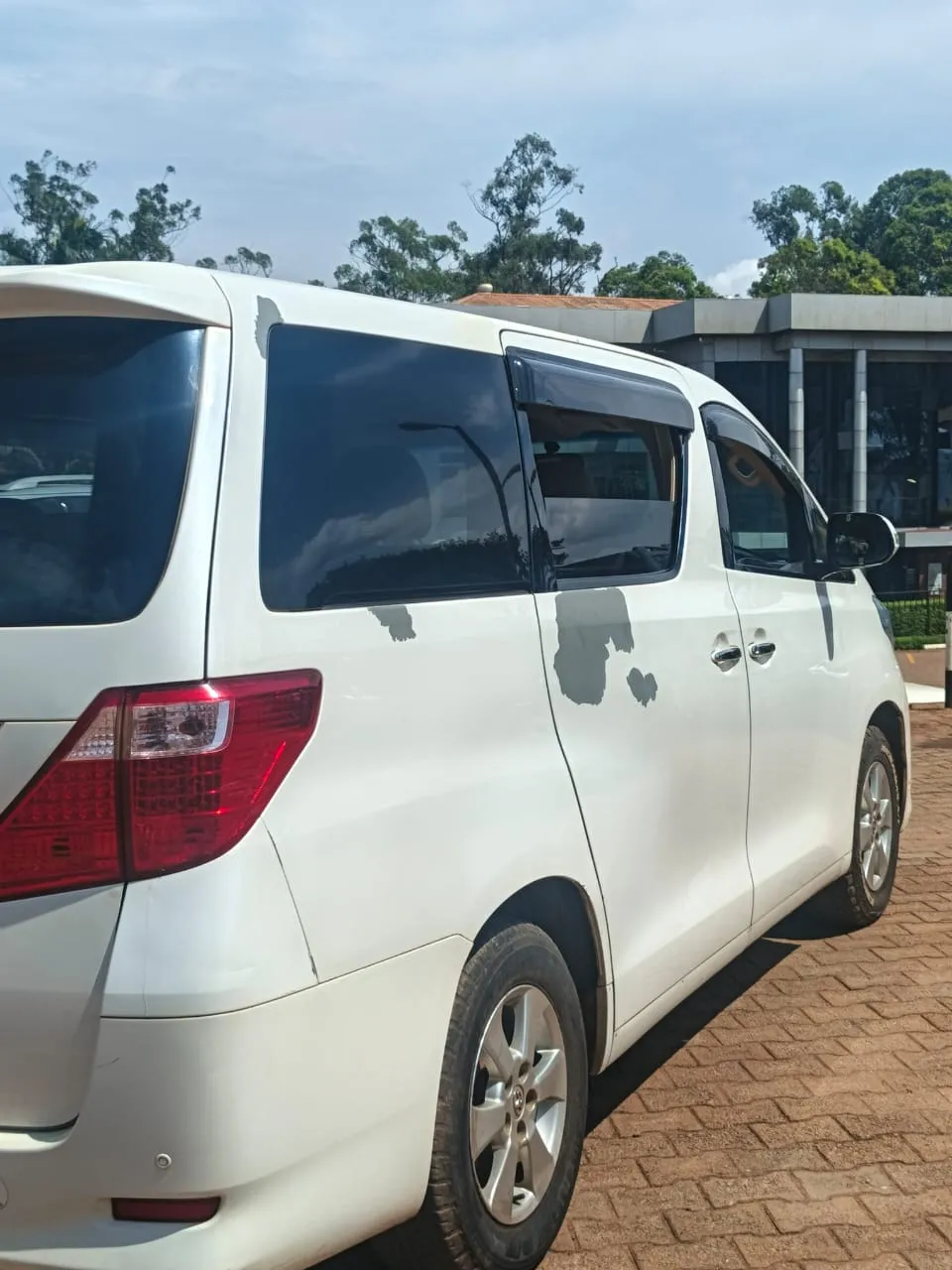 Toyota Noah, photo 4 of 8